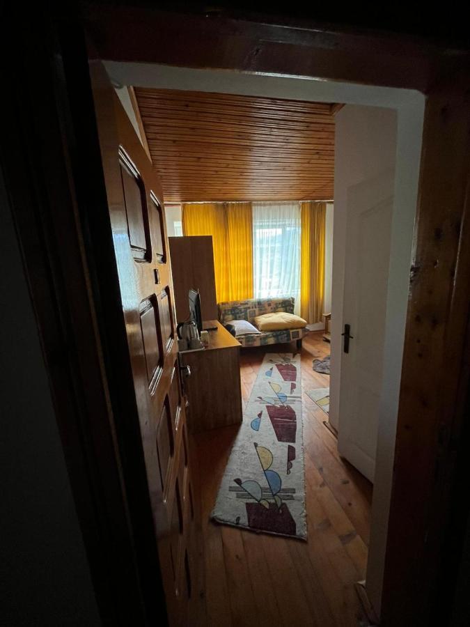 Casa Lorena Sarata-Monteoru Bagian luar foto