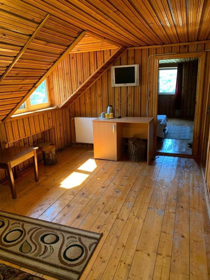 Casa Lorena Sarata-Monteoru Bagian luar foto
